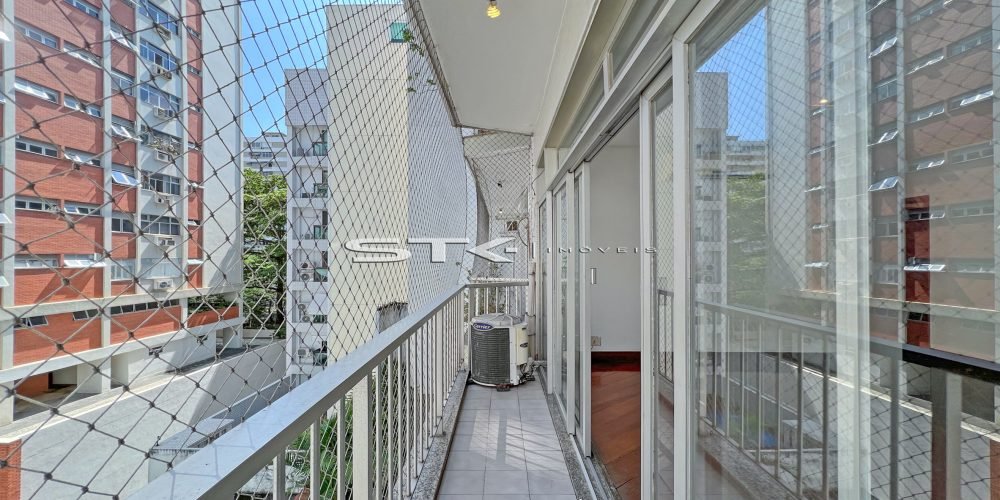 IMG016