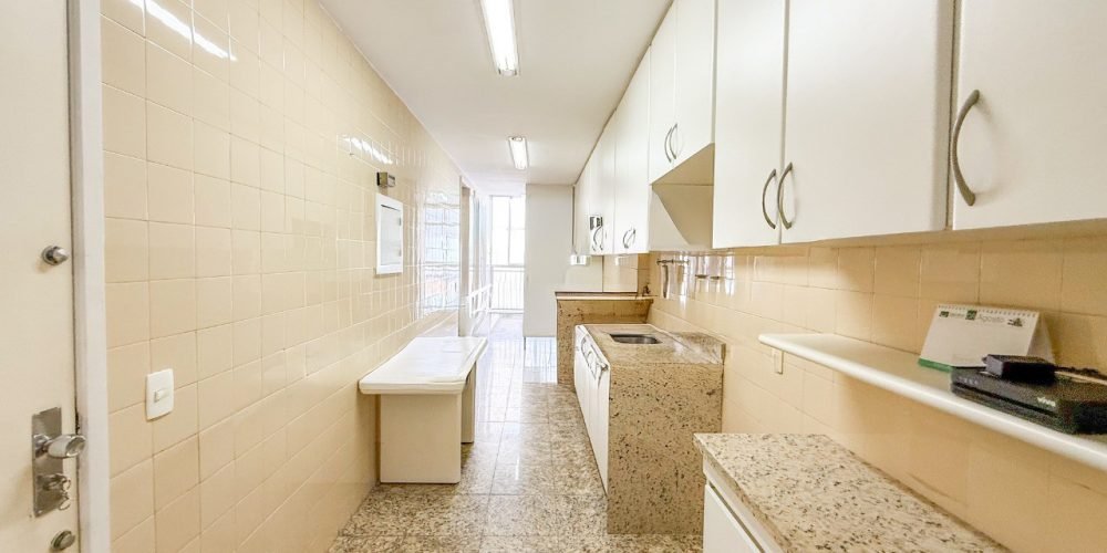 bbb00276f1b4c6456dcfc92894dda2bb